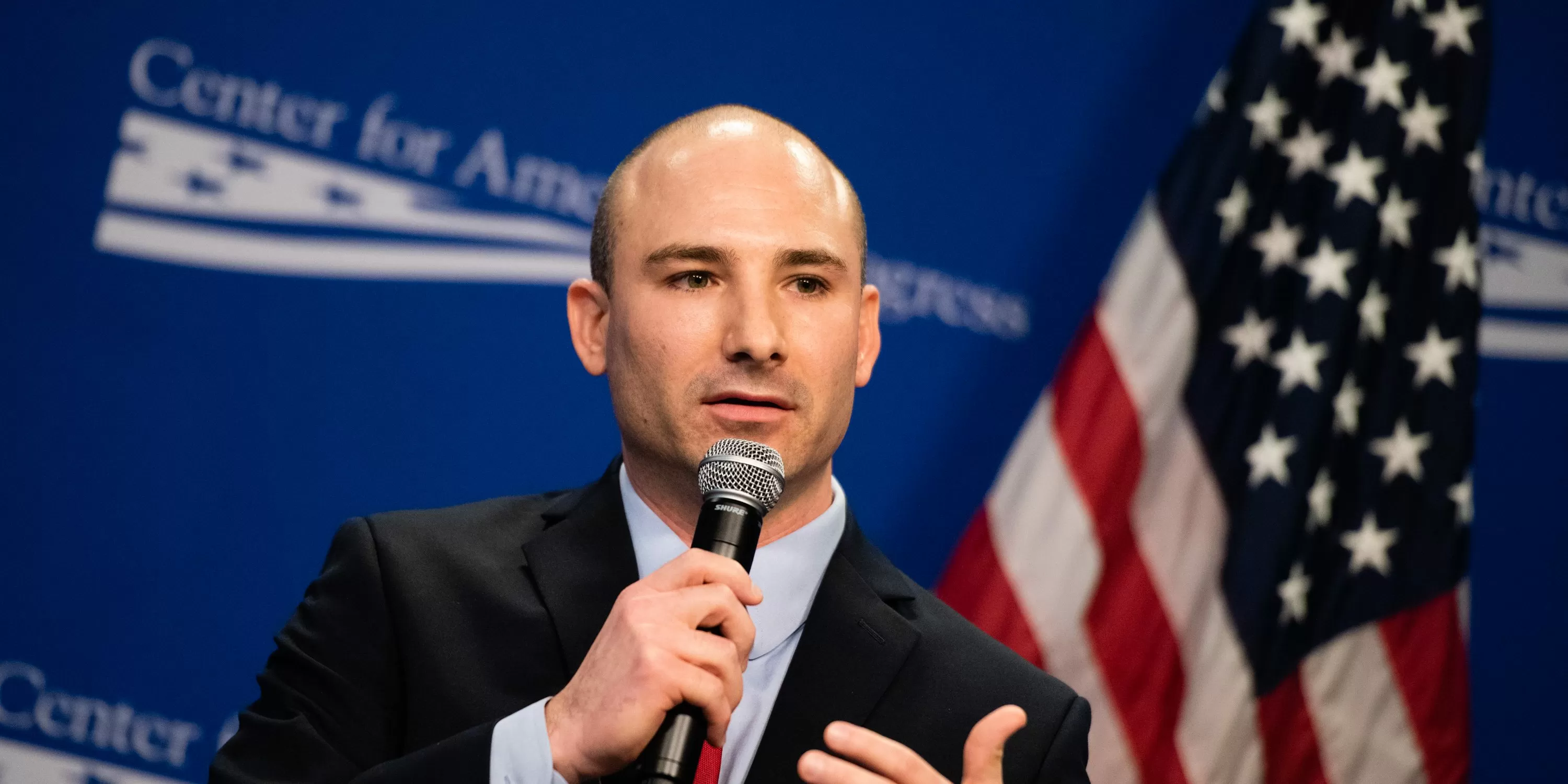 Cop Group Alleges “Discrimination” by Prosecutor for Being Too Nice to Immigrants