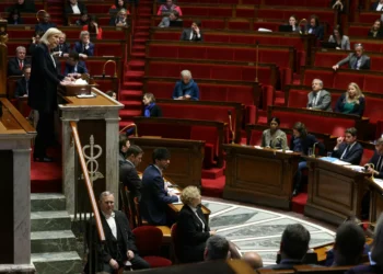 French parliament supports curbs on fast fashion