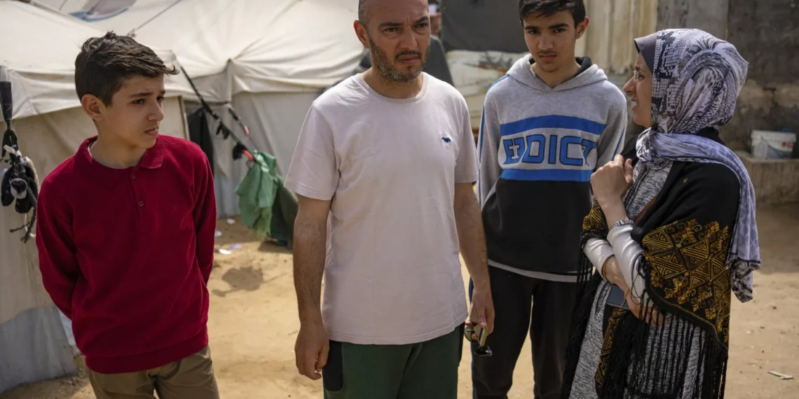 Gazan family forced to flee home languishes in war zone