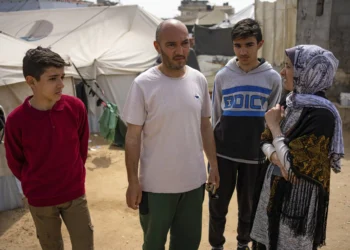 Gazan family forced to flee home languishes in war zone