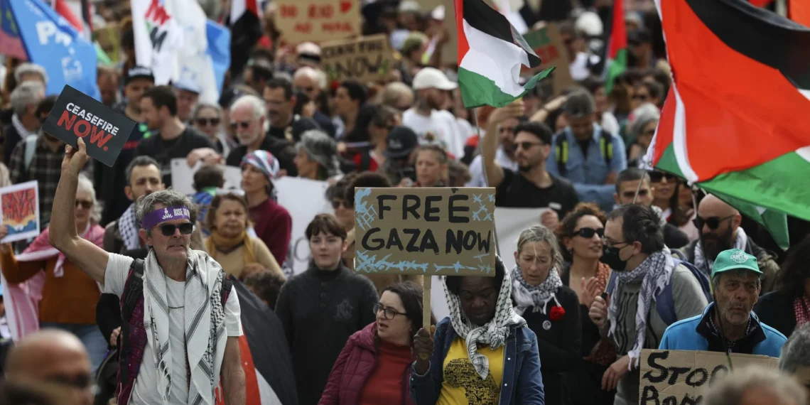 Israel, Hamas dim prospects for quick Gaza cease-fire agreement