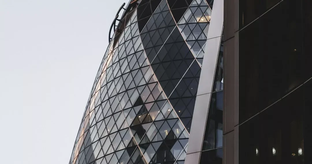 “Unlocking the Power of Finanzas: Managing Your Money with Confidence”