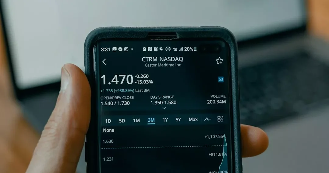 “Unlocking the Power of Economía: Beyond Numbers and Graphs”