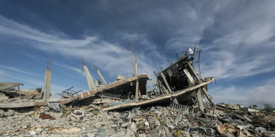 Gaza mediators pressure Israel, Hamas to accept cease-fire deal