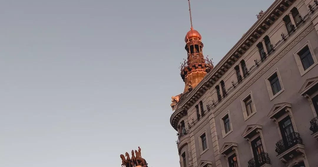 “Exploring the Vast Realm of Economía: Opportunities and Growth”