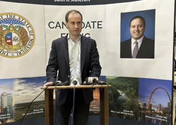 Missouri’s Attorney General Isn’t MAGA Enough for Leonard Leo 