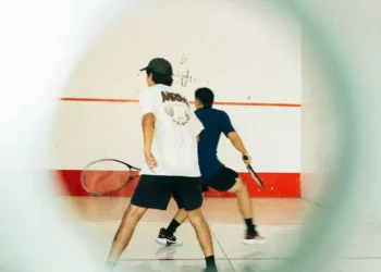 “The Timeless Impact of Deportes: A Historical Perspective”