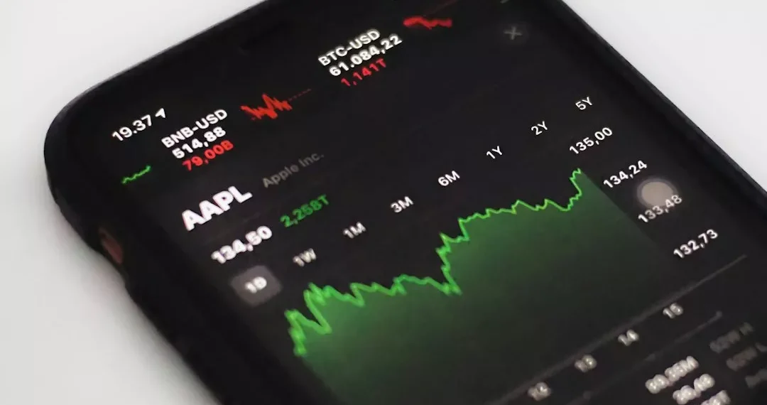 “The Impact of Technology on Modern Life”