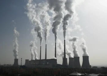 Methane surge outpaces all other greenhouse gases, study finds