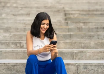 “The Transformative Power of Technology: A Modern Revolution”