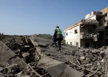 Mayor among 16 dead in Israeli strike on S. Lebanon municipal HQ