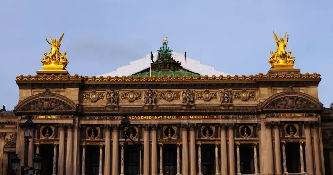 “The Power of Música: Uniting, Evoking, and Creating Memories”