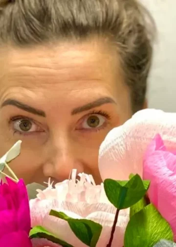 Floral Designer and Unwilted Founder Liz Carter Shares Her Holiday Party Must-Haves