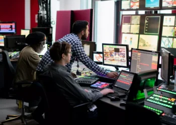 “The Inescapable Influence of Technology in Our Daily Lives”