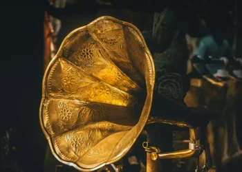 “The Unifying Power of Music: Connecting Cultures and Emotions”