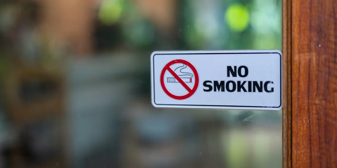 Milan enforces strict smoking ban to combat pollution