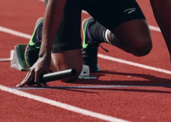 “The Joy and Benefits of Deportes: A Holistic Perspective”