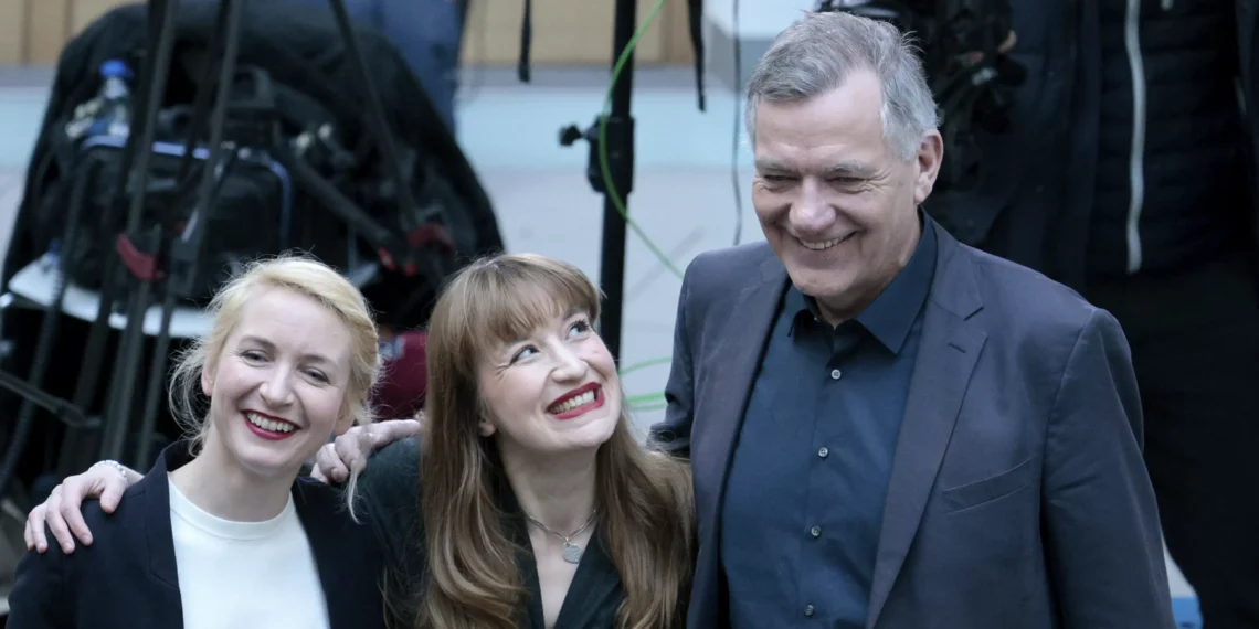 Grow a Spine: Democrats Have a Lot to Learn From the German Left