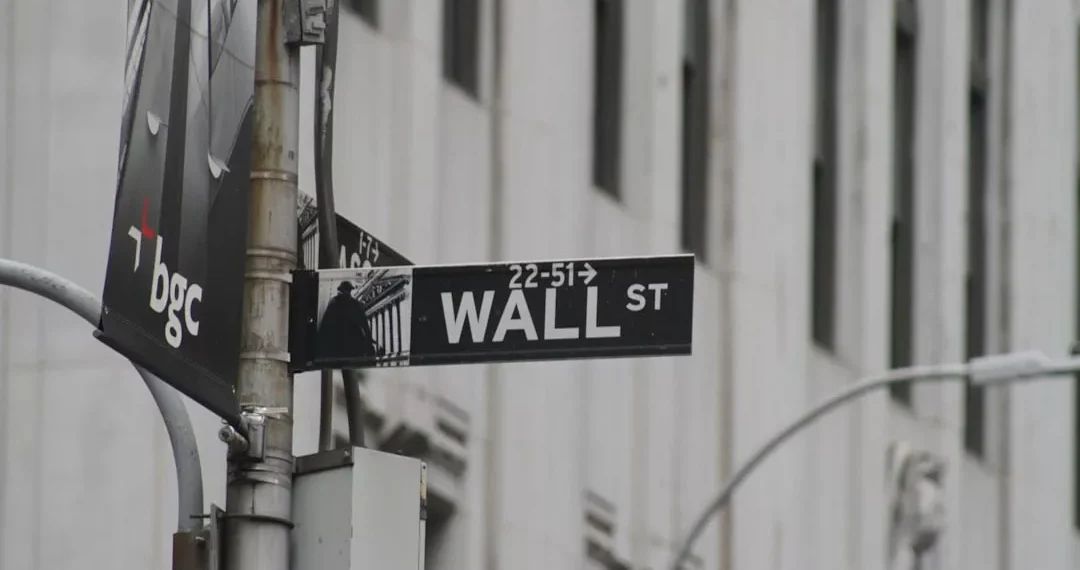 “The Truth Behind Economía: More Than Numbers and Fear”