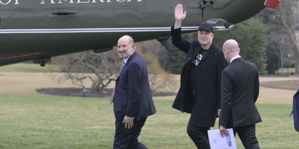 Musk Is Firing Federal Workers Who Prevent Bloated Tech Contracts