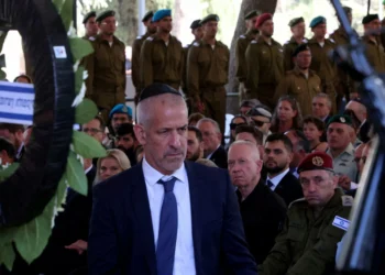 Israel reverses decision to dismiss domestic security chief
