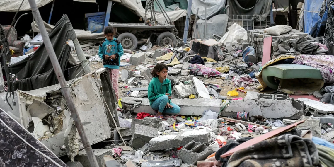 Israel threatens to fire 970 pilots over Gaza war dissent