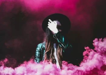 “The Power of Música: Uniting Cultures Through Universal Language”