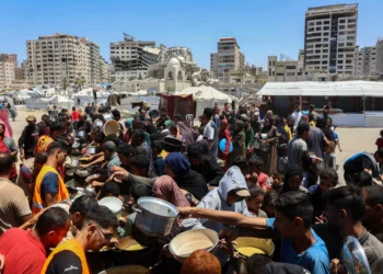 Israel’s aid ‘ghettos’ kill Palestinians, evoke Nazi comparisons