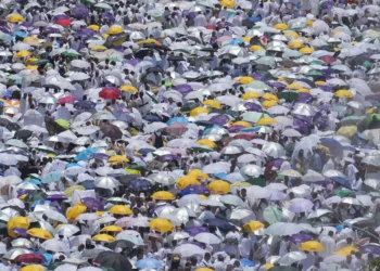 Saudi Arabia bars 269,678 unauthorized pilgrims from Mecca for Hajj