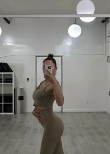 Celeb Trainer Shannon Nadj Is Heating Up Summer Fridays With Her Hot Pilates Classes