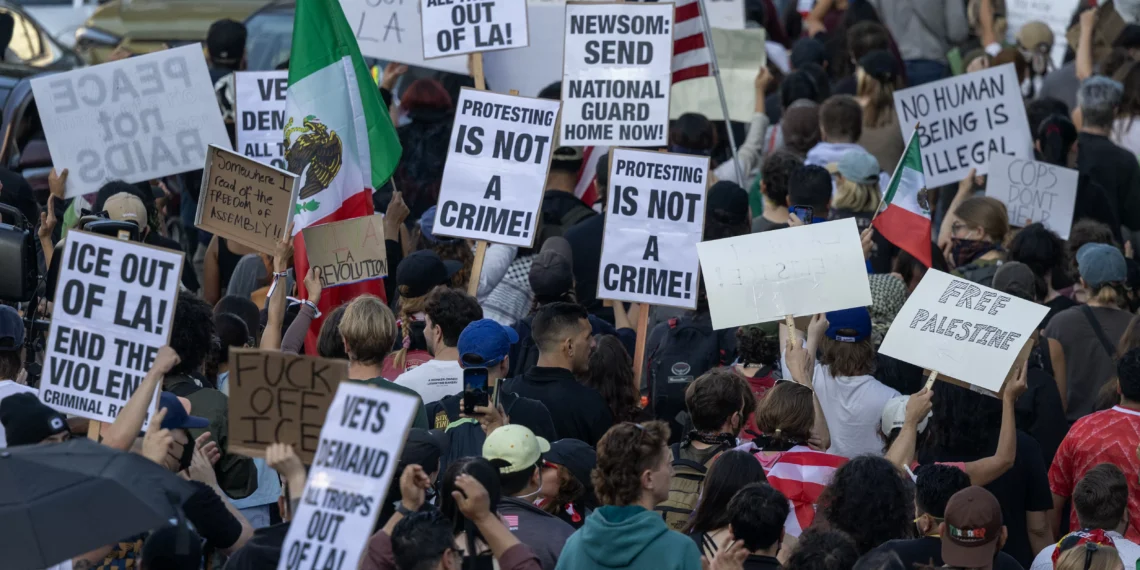 Going Out to a Protest? Here’s How Not to Get Arrested.