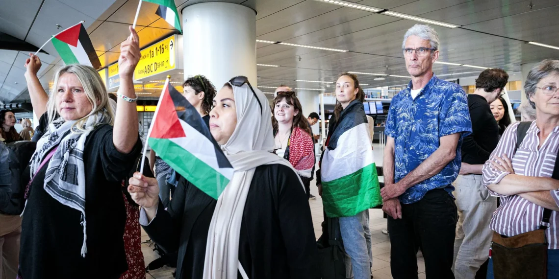 Egypt detains 200 activists, blocks pro-Palestinian Gaza march