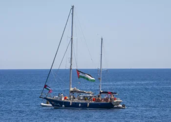 Israel sets sights on blocking vessel trying to break Gaza siege