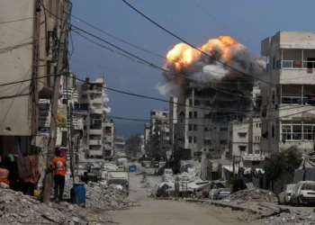 Israeli tanks roll into Gaza’s Deir al-Balah despite hostage concerns