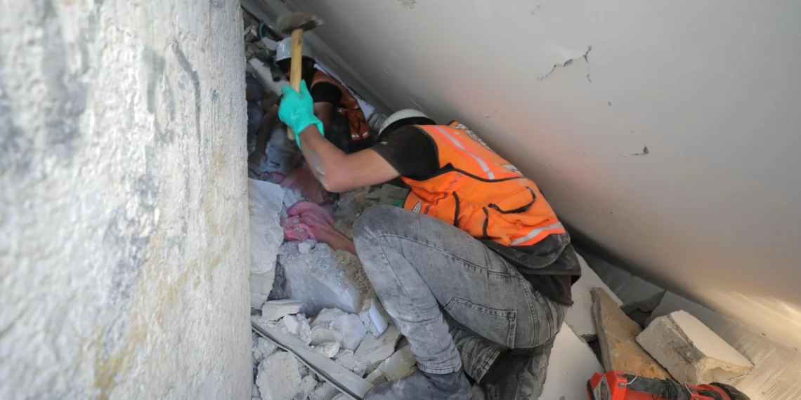 When Israel Attacks Gaza, These People Run to Save Lives