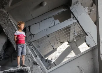 Israel intensifies Gaza bombing before key White House talks