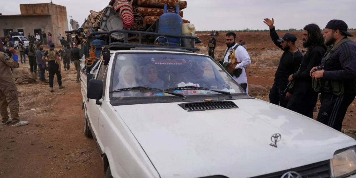 Syrian govt evacuates Bedouins from Suwayda amid tense cease-fire