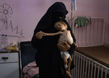 Starving children flood Gaza hospital as Netanyahu denies hunger
