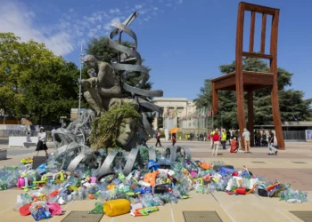 Drowning in plastic: Sculpture outside UN warns on cost of inaction
