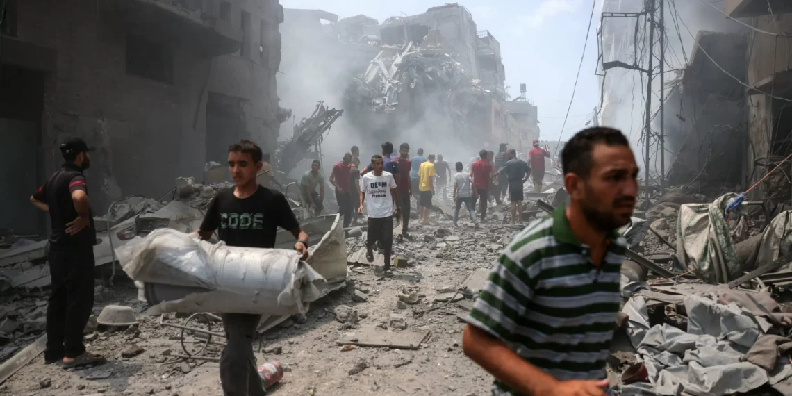 Israel levels Gaza’s Zeitoun, destroys 400 homes: monitor