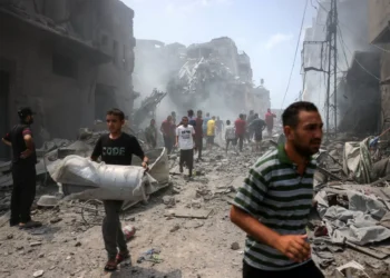 Israel levels Gaza’s Zeitoun, destroys 400 homes: monitor
