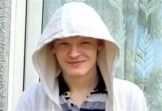 Pervert admits downloading thousands of indecent images of children