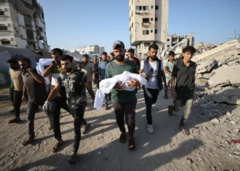 Israeli strikes kill 32 in Gaza as Netanyahu ignores cease-fire demands