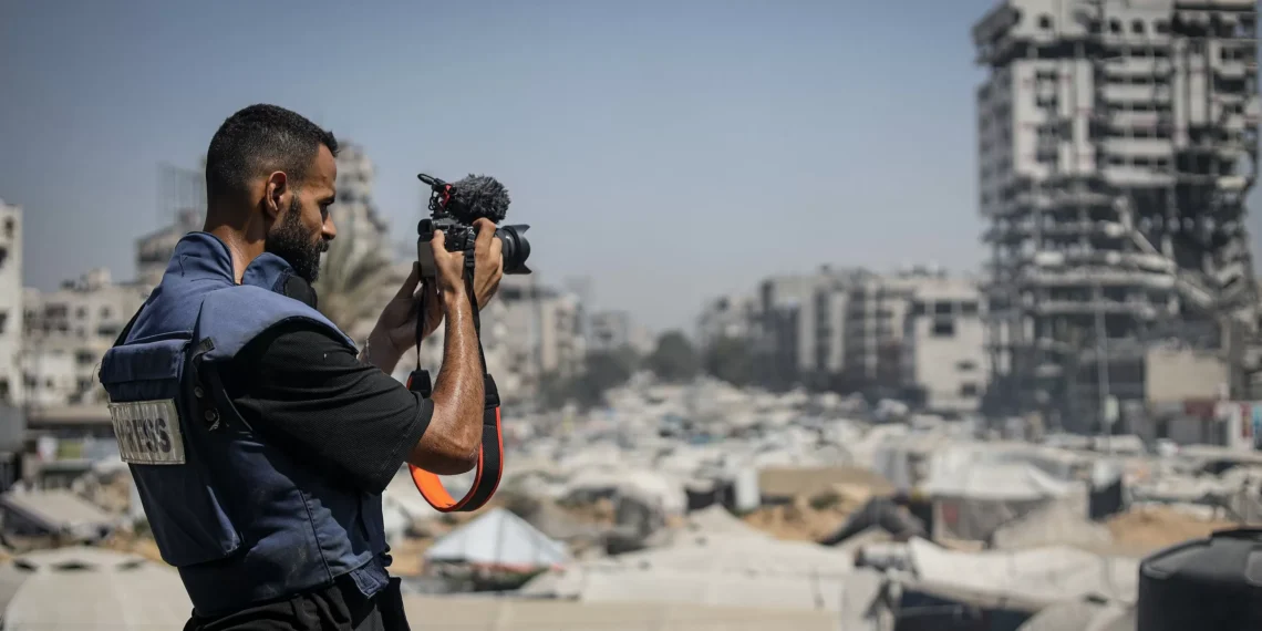 Court Rejects Journalist’s Case Because He Couldn’t Submit an Original Signature From Gaza