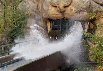 Making a splash on our return to a new-look Chessington