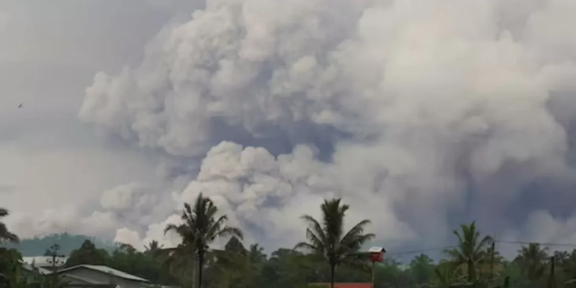 Indonesia’s Mount Semeru Erupts, Spews Ash 13km Into Sky; Hundreds Evacuated Amid High Alert