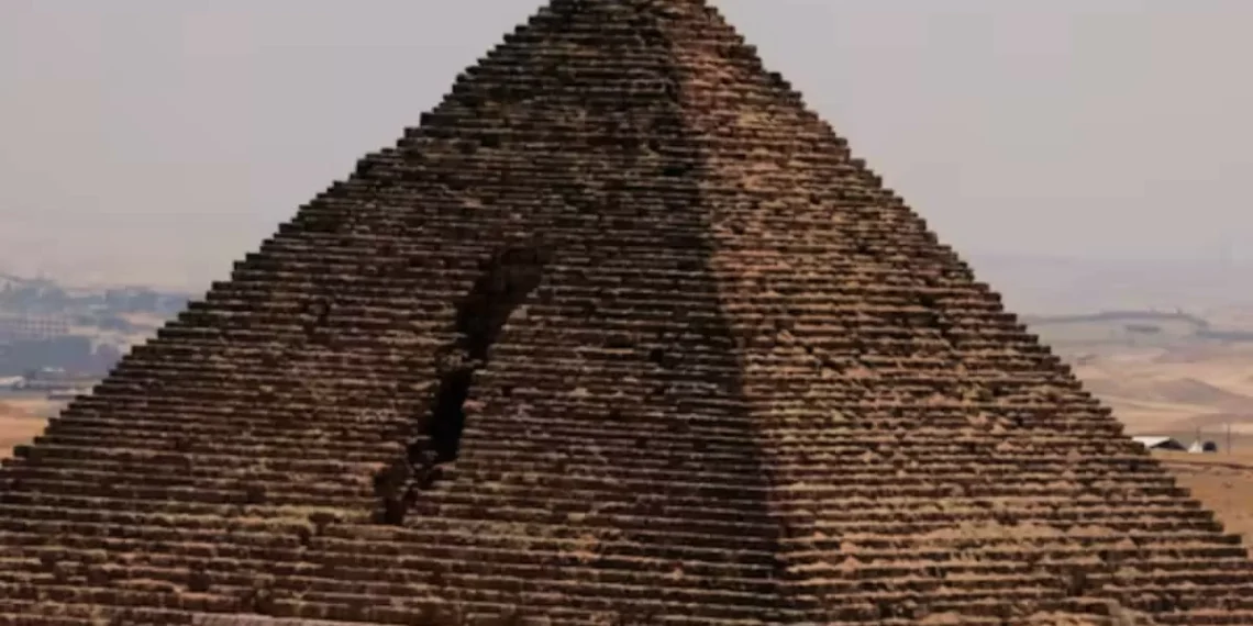 Two Hidden Voids Found Inside 4,500-Year-Old Pyramid — Egypt’s Ancient Mystery Deepens