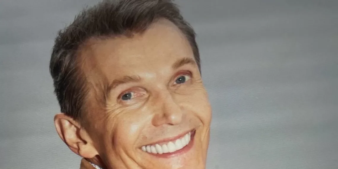 Skincare Guru Ole Henriksen Says Smiling at Yourself in the Mirror Is Just as Important as Your Serums