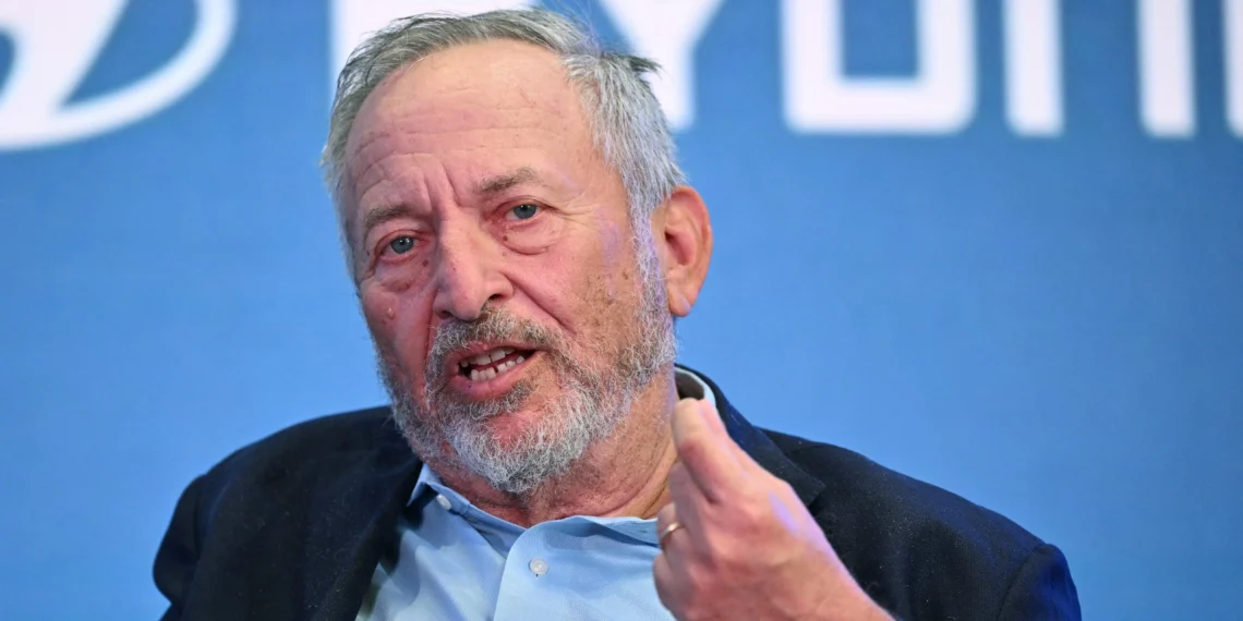 Don’t Let Larry Summers Back Into Polite Society