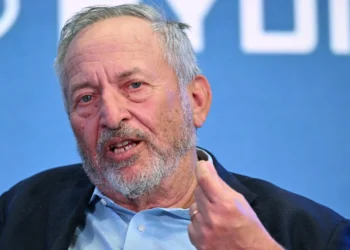 Don’t Let Larry Summers Back Into Polite Society